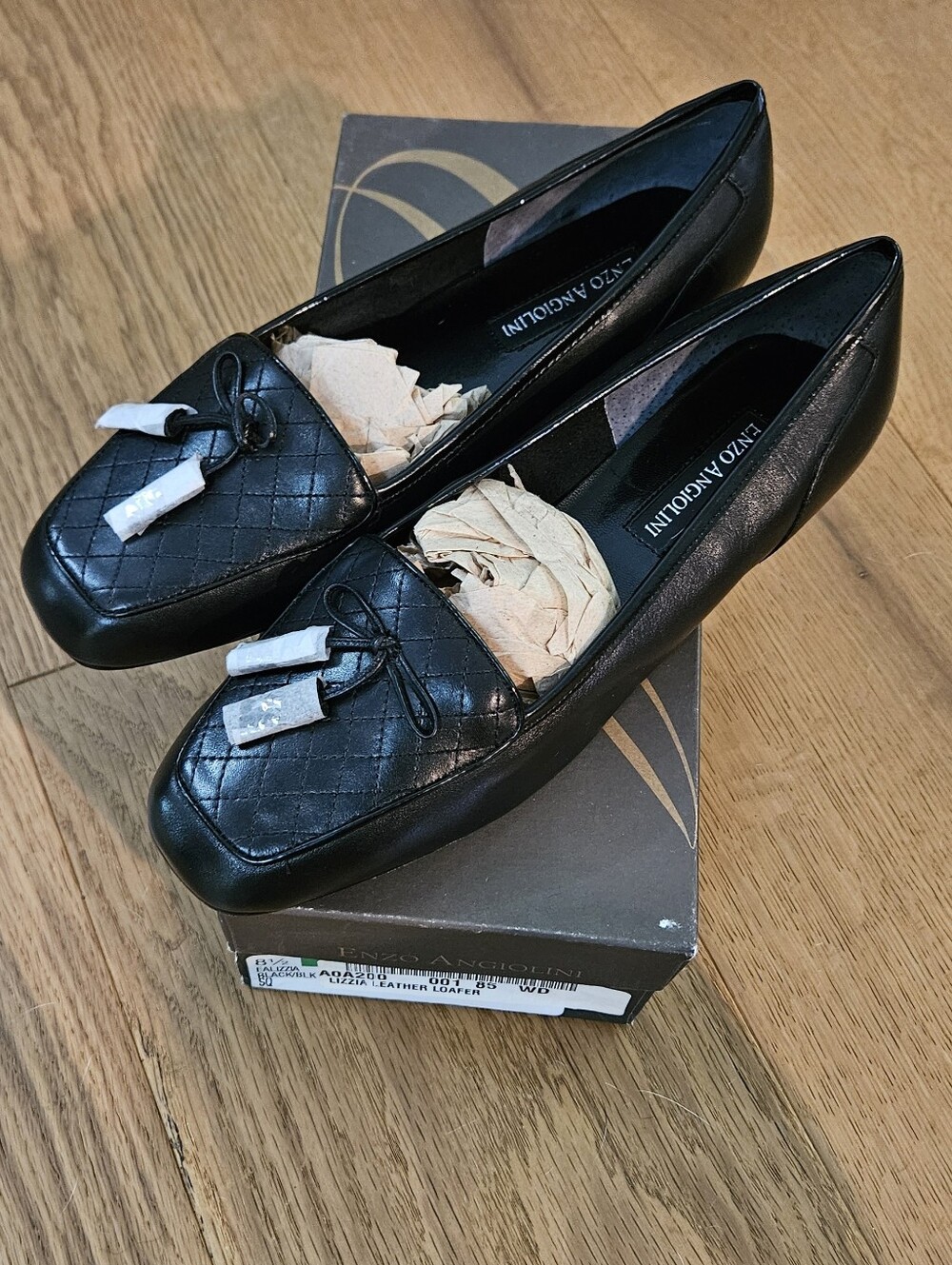 NIB Enzo Angiolini Lizzia Quilted Leather Loafers Black Size 8.5 Square Toe Flat